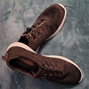 Womens  Skechers Air cooled Memory Foam Slip on shoes